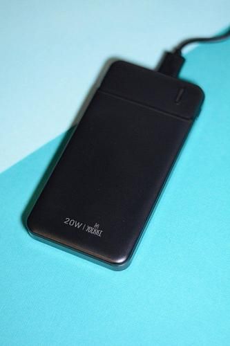 Аккумулятор внешний 10000mA YOLKKI Proton (USB выход 3,0A/Micro USB, Type-C, QC 3.0, PD) черный
