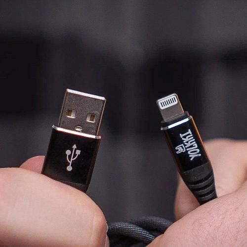 Кабель USB - Lightning 8-pin YOLKKI Pro 02 черный (1м) /max 2,1A/