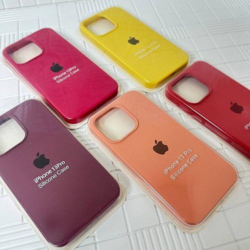 Чехол - накладка совместим с iPhone 13 Pro Max (6.7") "Soft Touch" малиновый 35 /с логотипом/